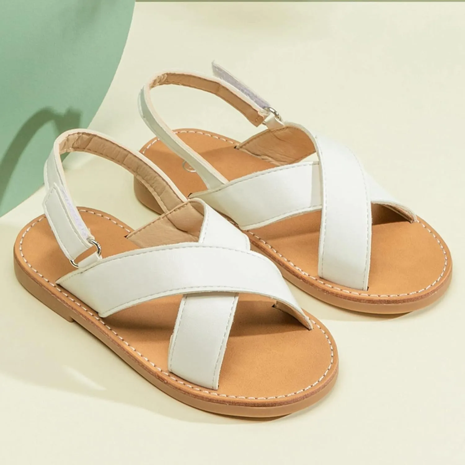 Children Shoes Fashion Comfortable Soft Sole Sandals Beach Outdoor Flat Casual Sandals T Strap Sandals for Girls