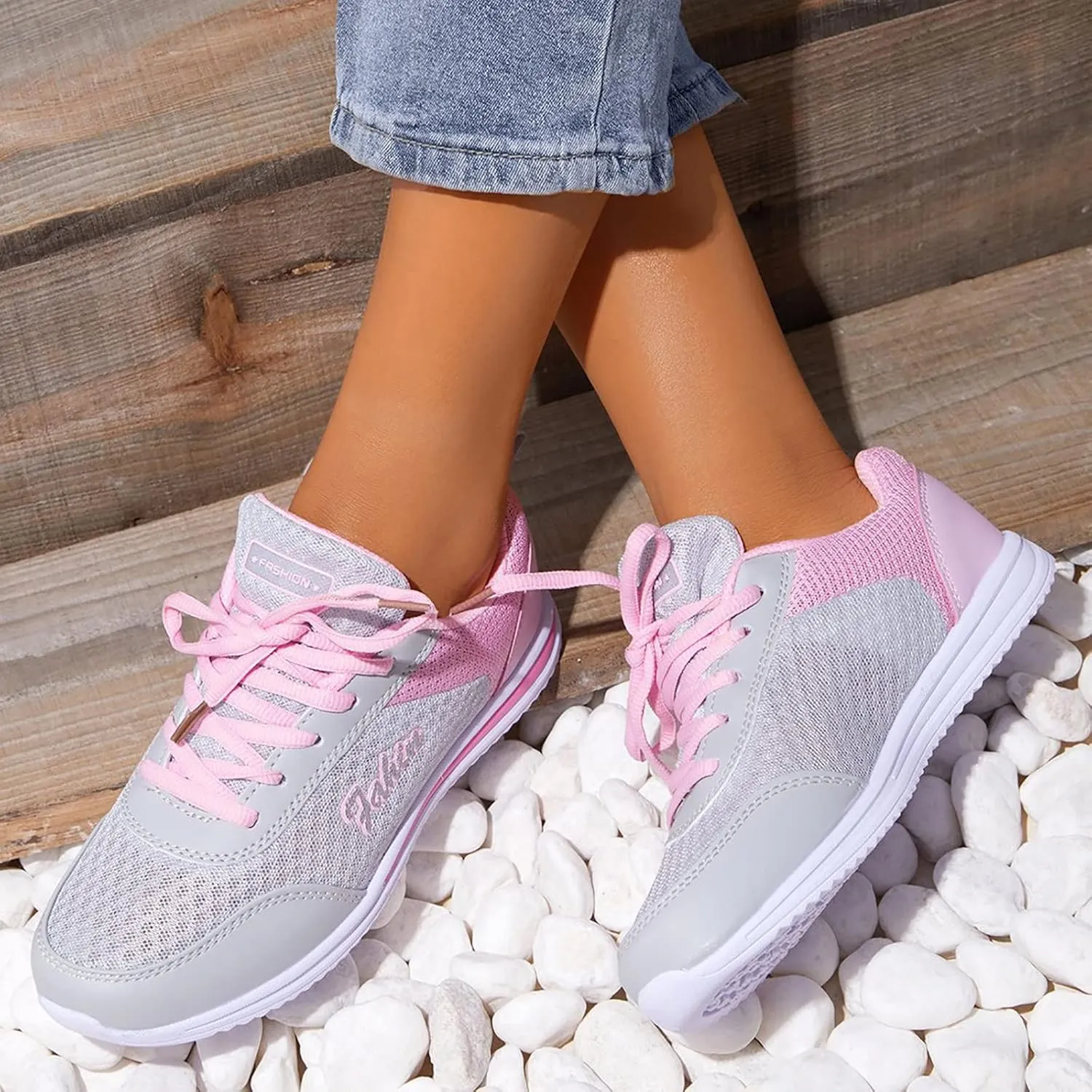 Flat Walking Shoes for Women 2025 Casual Mesh Summer Lace up Breathable Closed Toe Outdoor Running Shoes Comfortable for Workout Running Walking