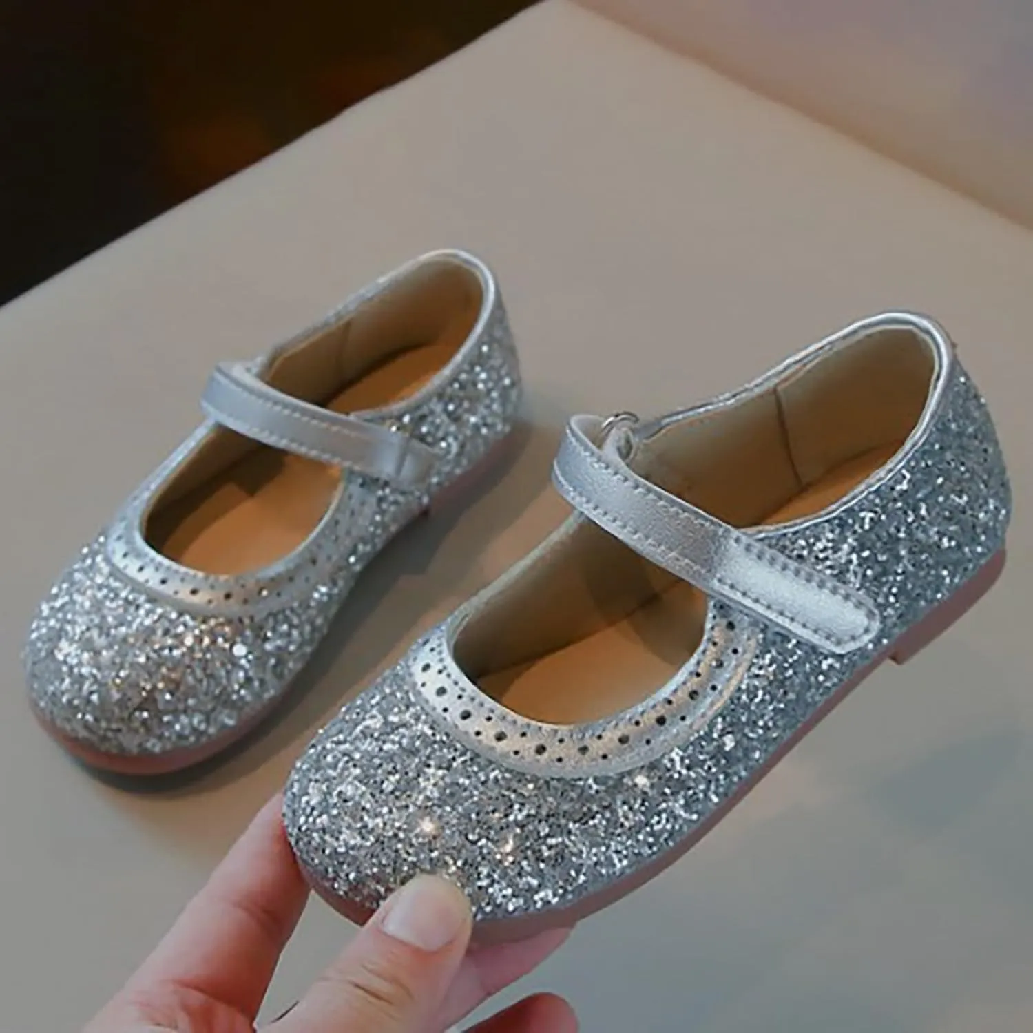 Girls Sequins Sandals Kids Summer Dress Dance Shoes Baby Toddler 𝗟ow Heel Soft Sole Loafers Casual Comfy Trendy Shoes