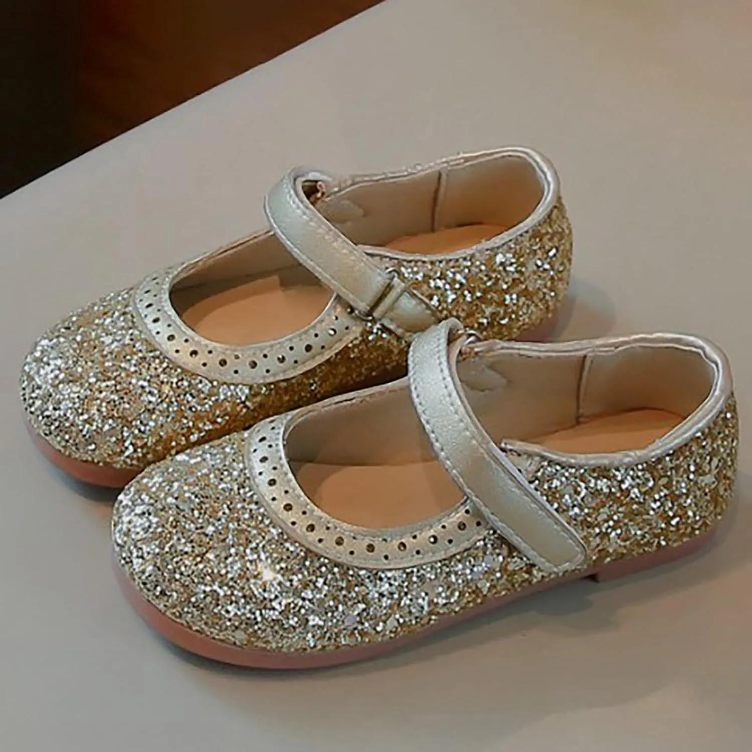 Girls Sequins Sandals Kids Summer Dress Dance Shoes Baby Toddler 𝗟ow Heel Soft Sole Loafers Casual Comfy Trendy Shoes