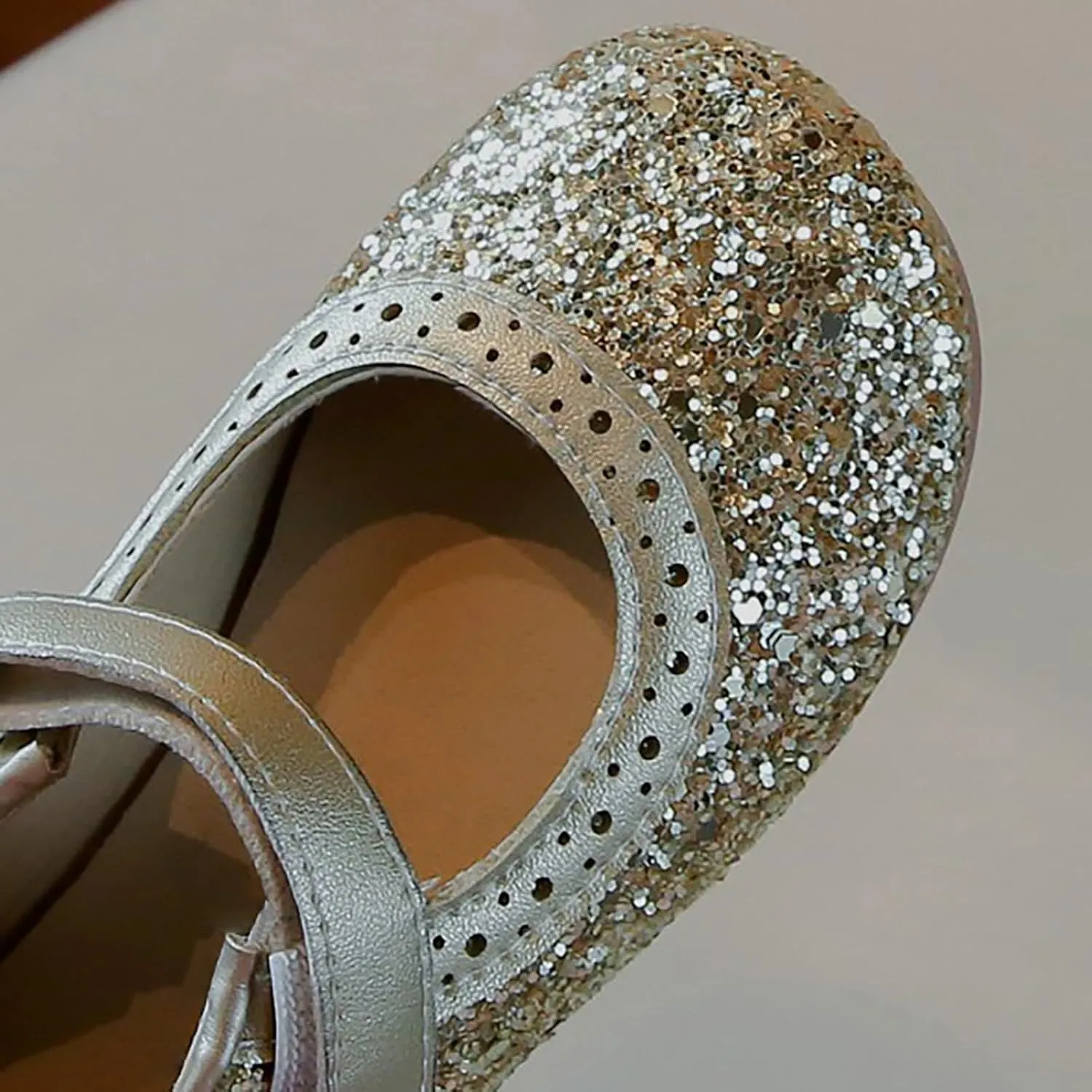 Girls Sequins Sandals Kids Summer Dress Dance Shoes Baby Toddler 𝗟ow Heel Soft Sole Loafers Casual Comfy Trendy Shoes
