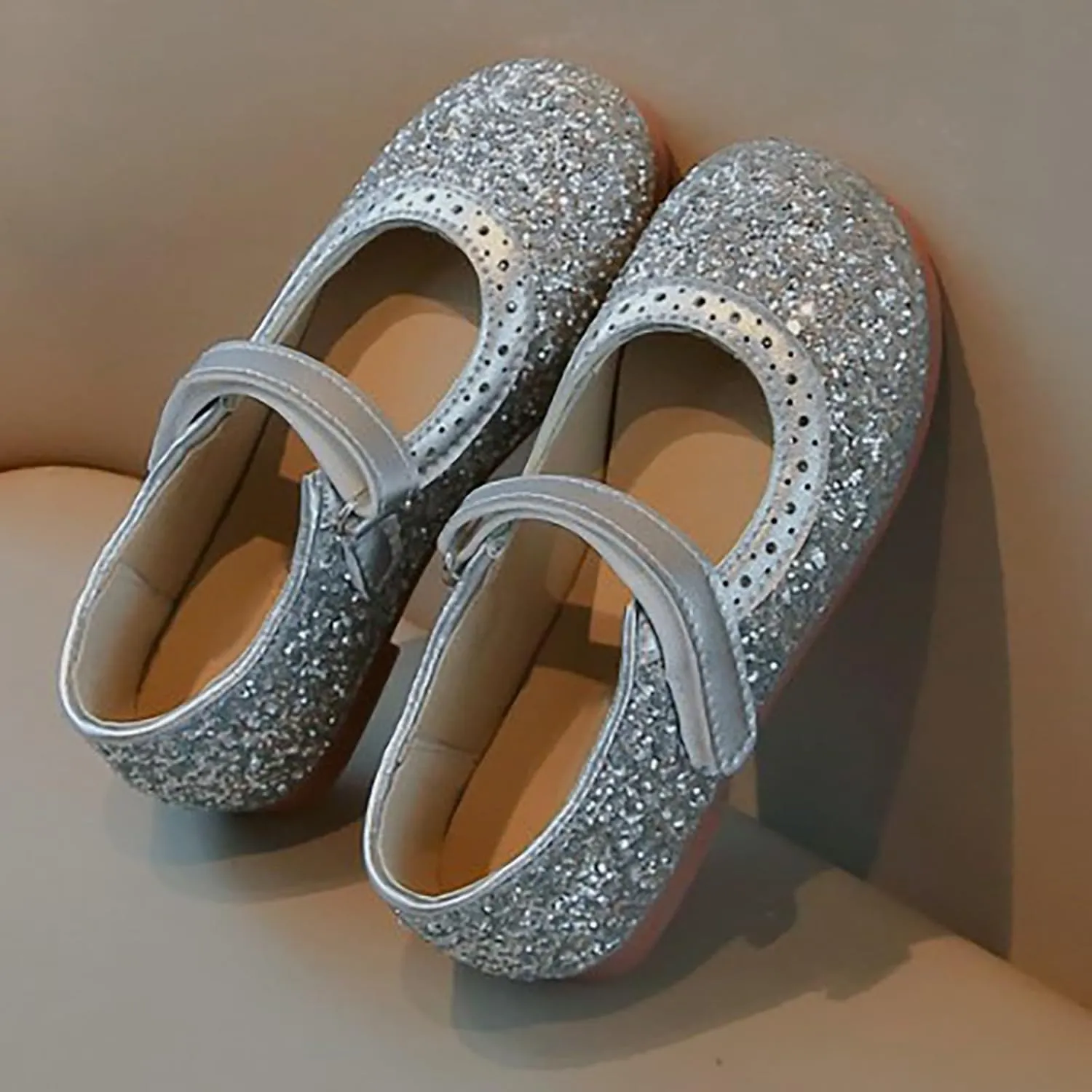 Girls Sequins Sandals Kids Summer Dress Dance Shoes Baby Toddler 𝗟ow Heel Soft Sole Loafers Casual Comfy Trendy Shoes