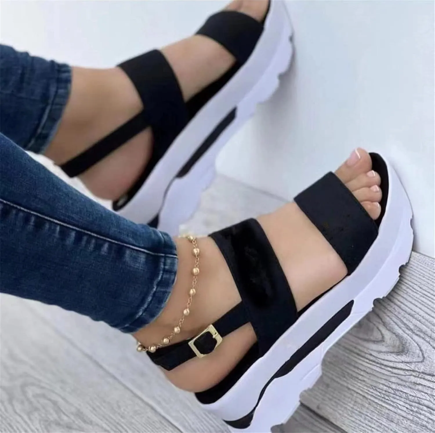 Ladmiple Slip On Sneakers Women White Women's Slip on Shoes Non Slip Fashion Canvas Sneakers Low Top Casual Shoes Dressy Summer Fashion Comfortable Walking Flats Loafers