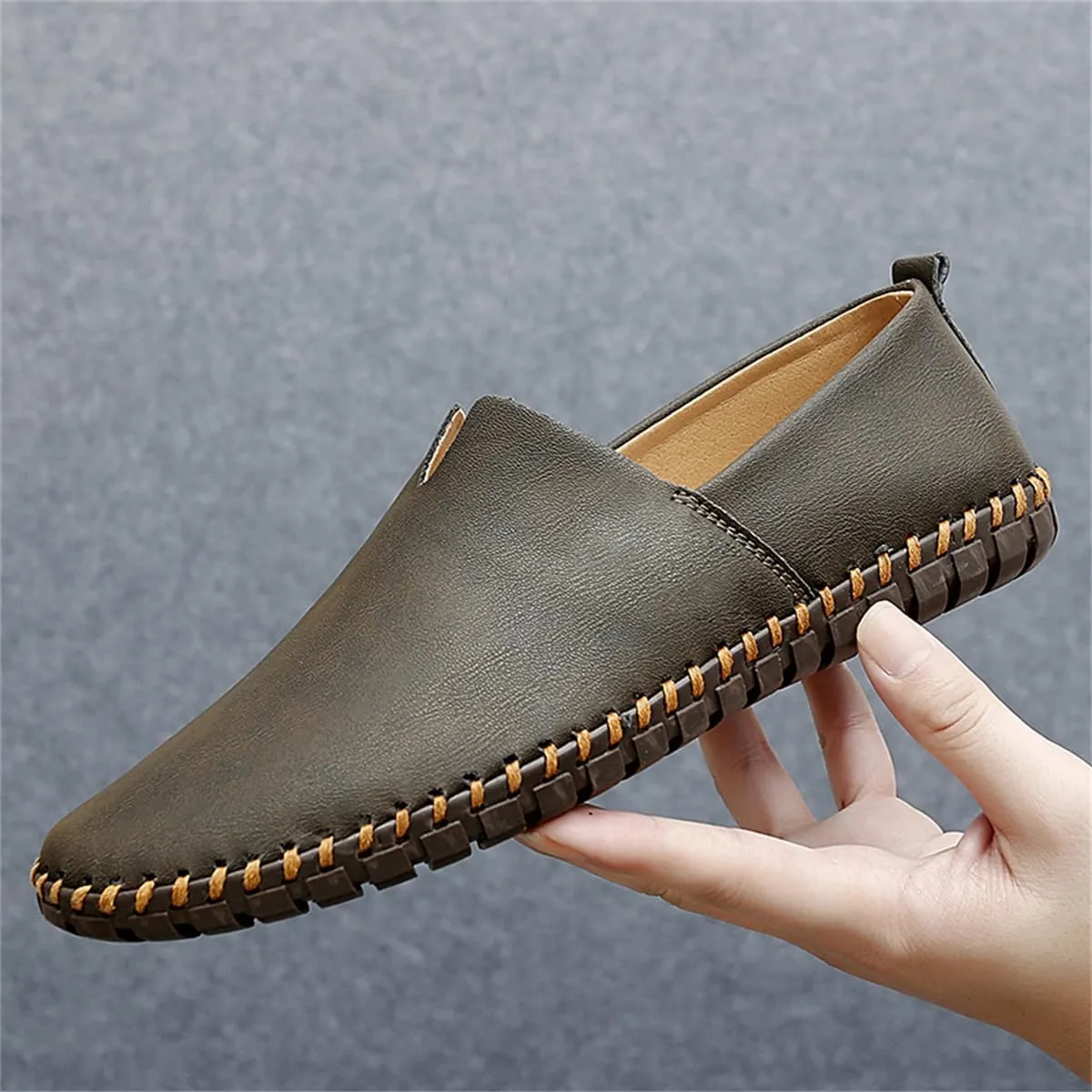 Men Leather Handmade Loafer Shoes Slip On Soft Fashion Round Toe Flats Non-Slip Walking Driving Shoes for Men