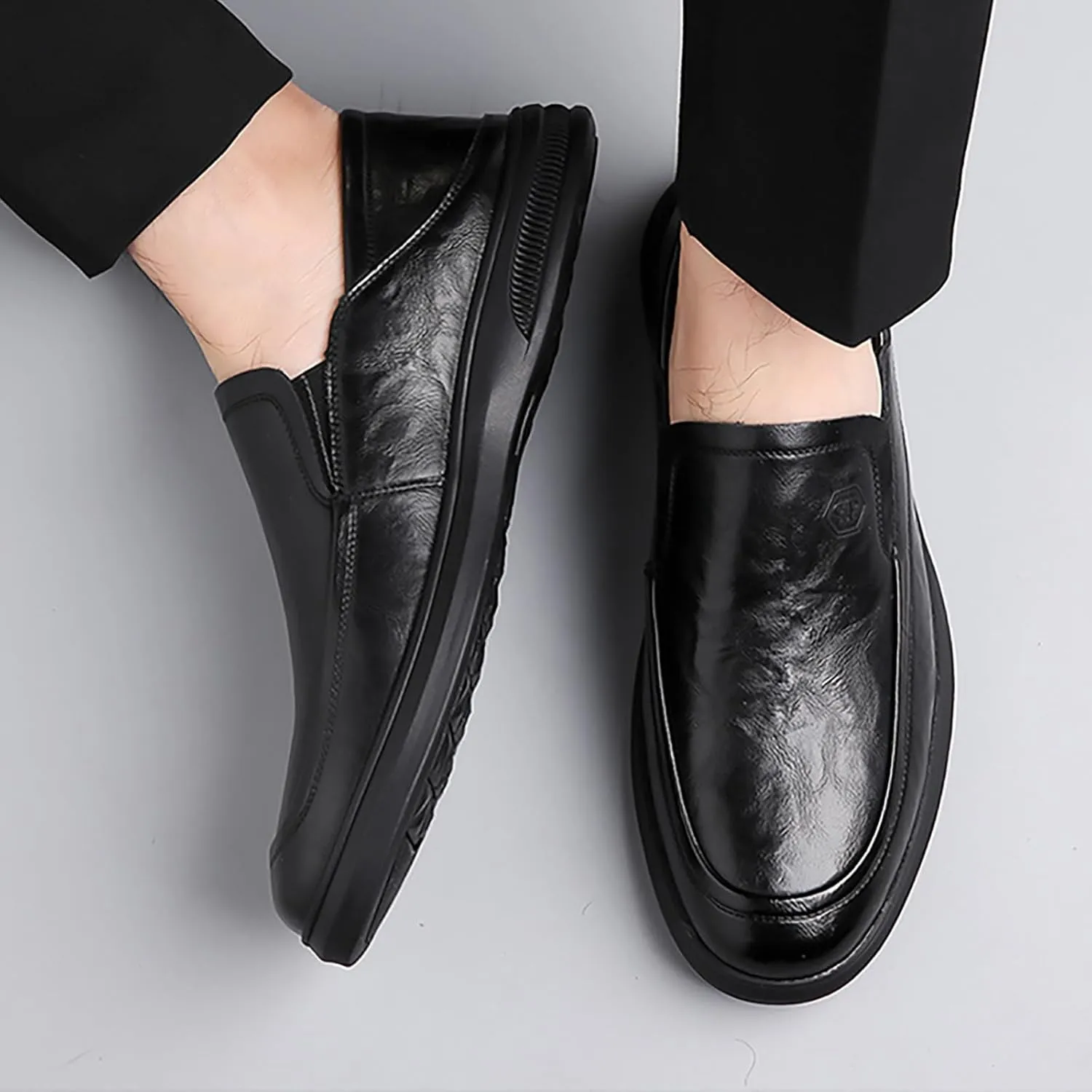 Men's Casual Dress Slip-on Shoes, Comfortable Leather Oxfords, Soft Sole & Breathable Ideal for Office Wedding & Business Occasions