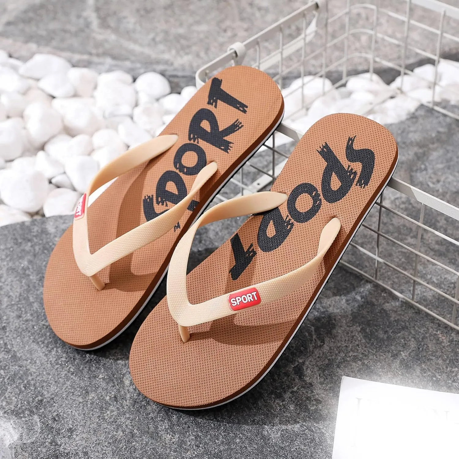 Men's Flip-Flops Men Shoes Flat Herringbone Slippers Fashion Casual Beach Casual Sandals
