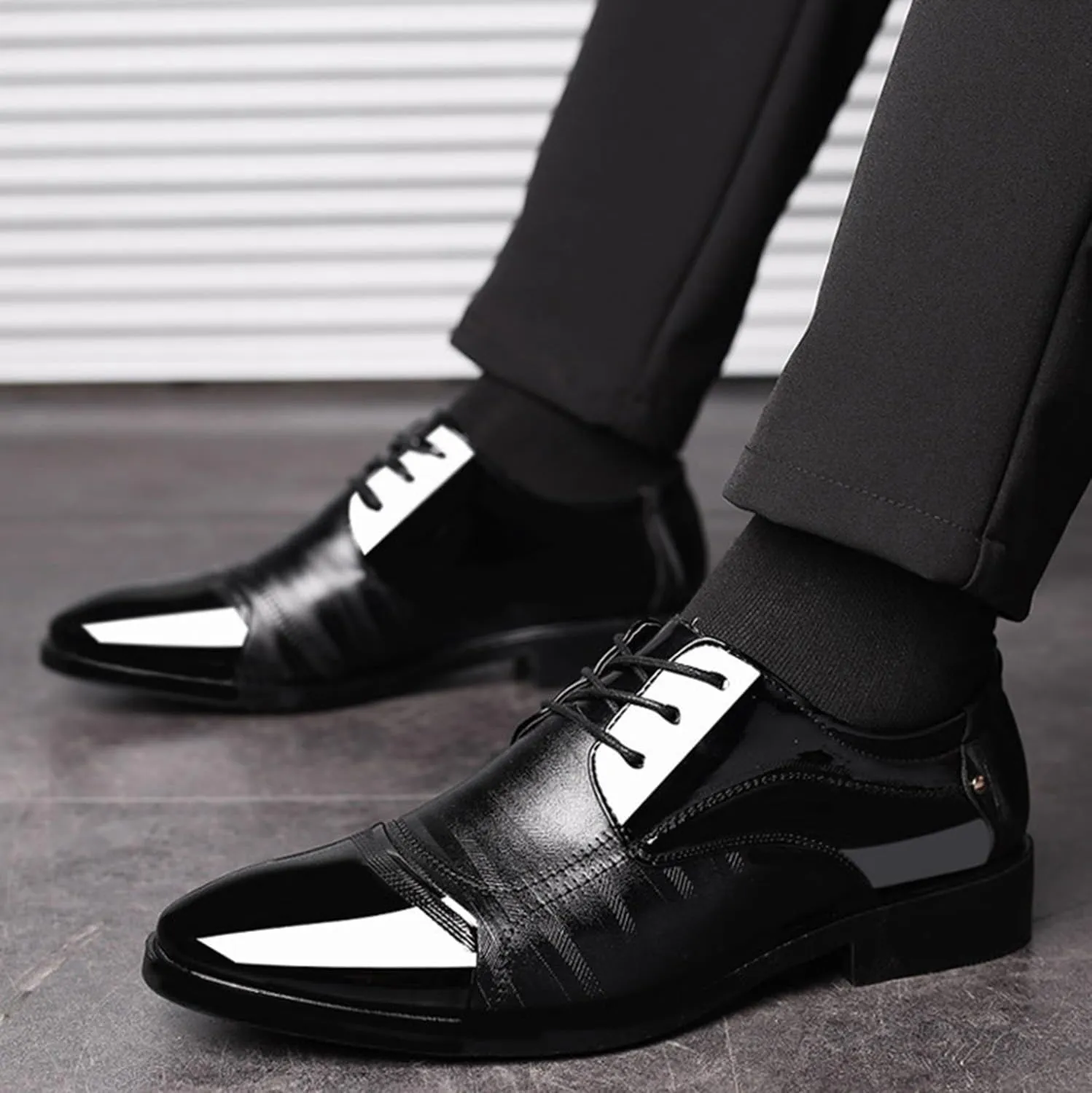 Men's Lace Up Dress Shoes Oxfords Classic Formal Patent Leather Tuxedo Shoes Business Wedding Derby Shoes