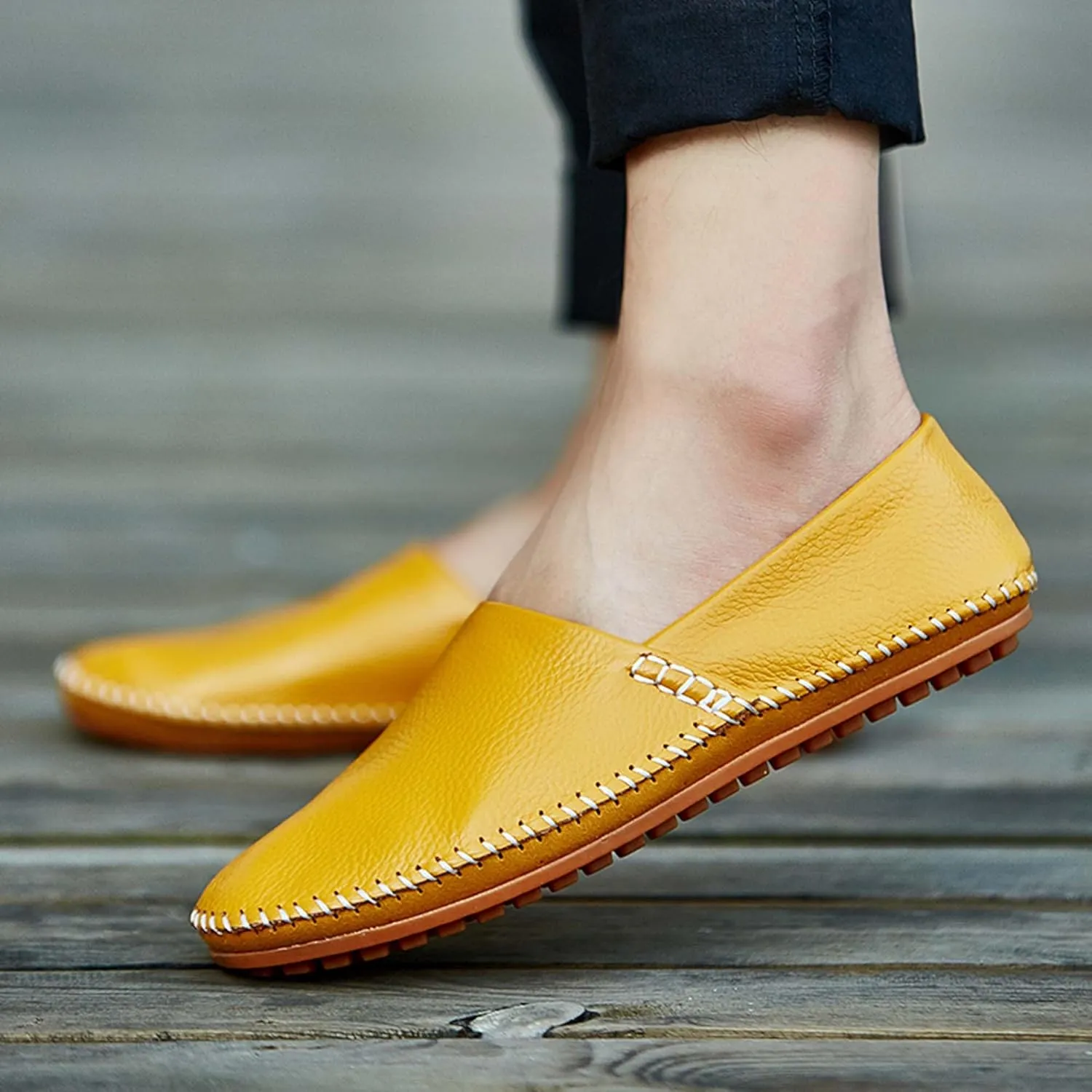 Men's Leather Loafers, Casual Flats, Lightweight Design, Hand-Stitched, Comfortable, Soft, Stylish, Suitable for Daily Travel, Driving, Going Out, Dating and Other Occasions wear All Seasons