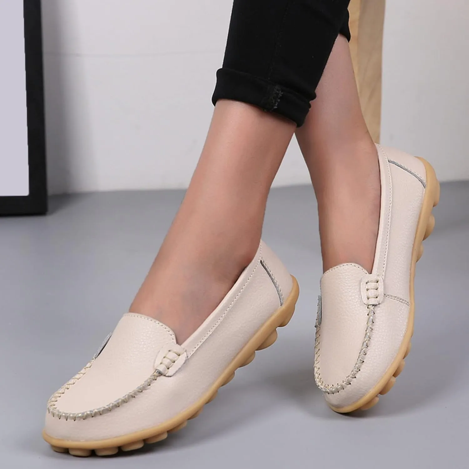Slip On Sneakers for Women Comfort Moccasins Shoes Ladies Dressy Flats Business Casual Shoes Comfy Walking Sneaker