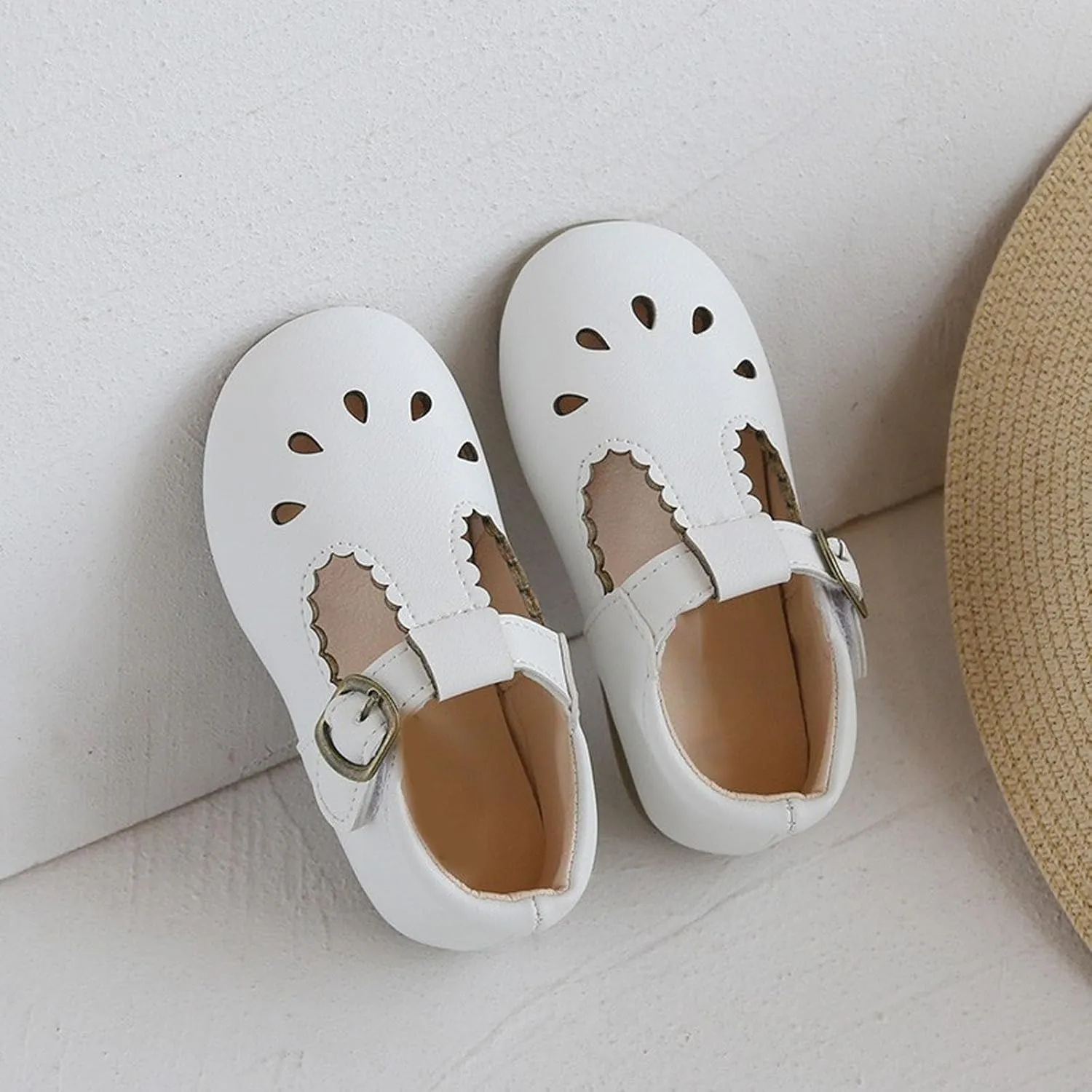 Toddler Girls Leather Lightweight Soft Sole Non-Slip Baby Cute T Strap Dress Shoes Mary Jane Flats Party Wedding
