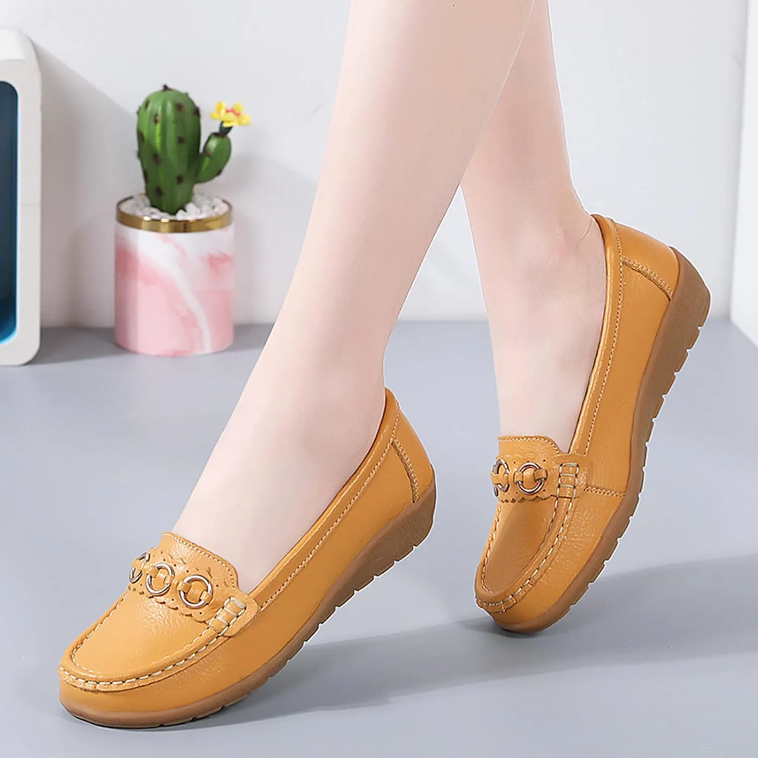 Womens Loafers Comfortable Dressy Leather Penny Loafers Slip On Walking Shoes Soft Driving Loafers Orthopedic Shoes