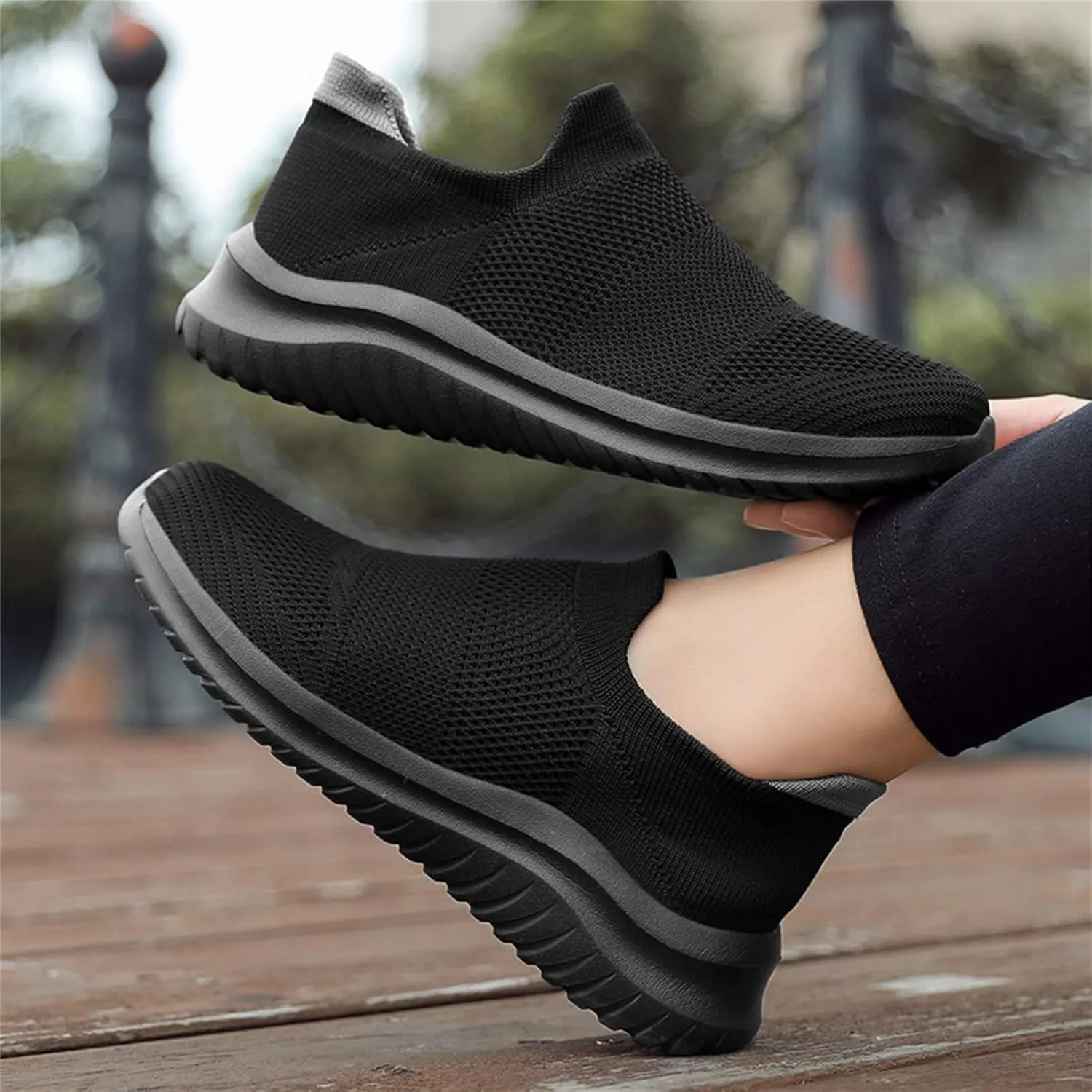 Womens Slip On Walking Shoes Non Slip Running Shoes Non Slip Work Shoes Women Casual Men's Casual Shoes Walking Sneakers Slip On Tennis Shoe Loafers Casual Slip On