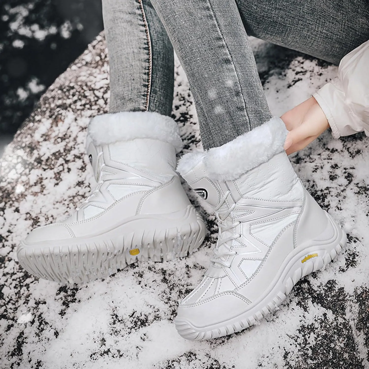 Women's Winter Boots Warm Faux Lined Ladies Snow Boots Fashion Mid Leather Boots Lace Up Insulated Boots Low Heel